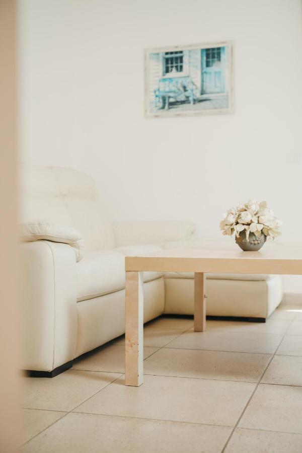 Dimora Mariu Bed & Breakfast Taranto Ngoại thất bức ảnh