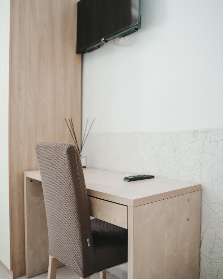 Dimora Mariu Bed & Breakfast Taranto Ngoại thất bức ảnh