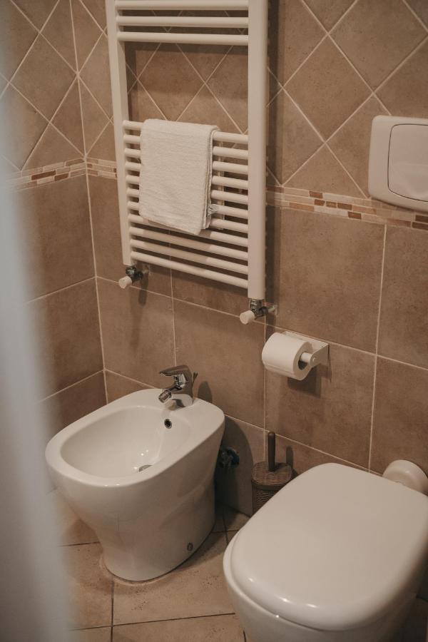 Dimora Mariu Bed & Breakfast Taranto Ngoại thất bức ảnh