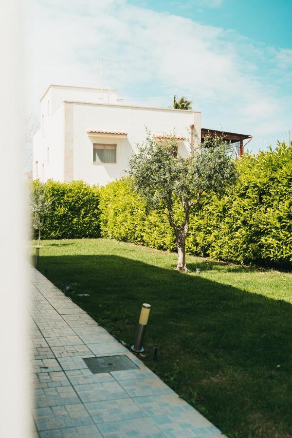 Dimora Mariu Bed & Breakfast Taranto Ngoại thất bức ảnh
