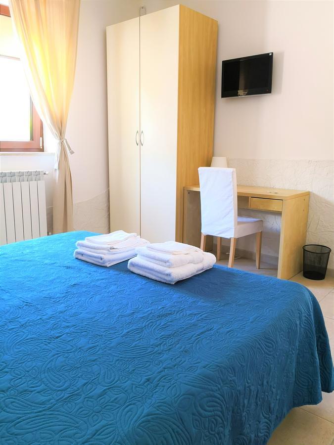 Dimora Mariu Bed & Breakfast Taranto Ngoại thất bức ảnh