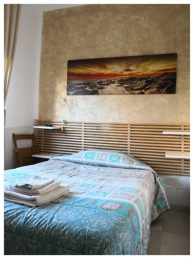 Dimora Mariu Bed & Breakfast Taranto Ngoại thất bức ảnh